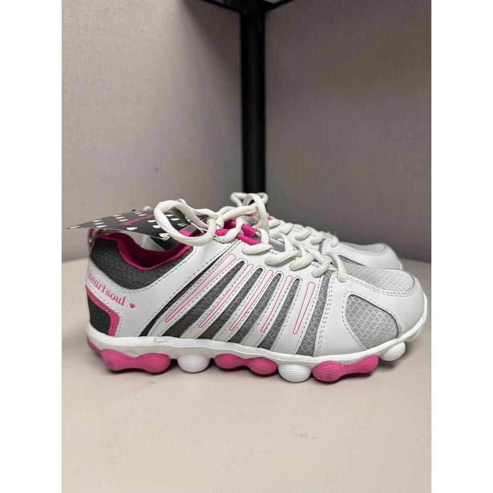 Heartsoul Women's Sneaker White and Pink Memory Foam Size 6 New